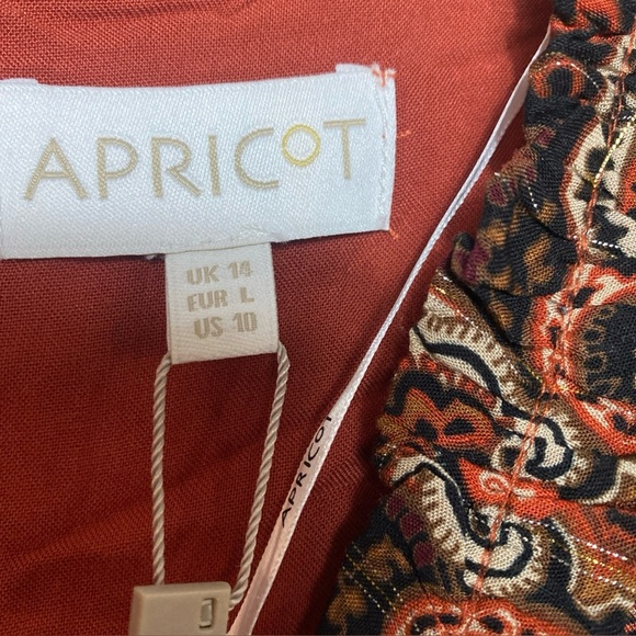 Apricot Paisley Midi Dress with Ruffles Size L - Picture 9 of 13